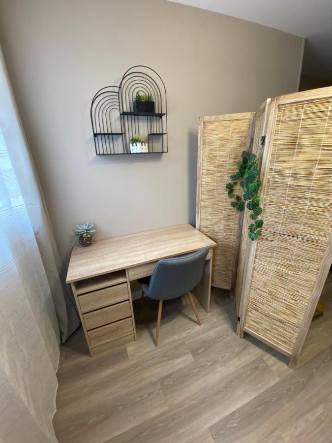 Appartement 1 Chambre Ambiance Tropicale - Centre De Bourbourg, Terrasse Privee ブルブール エクステリア 写真